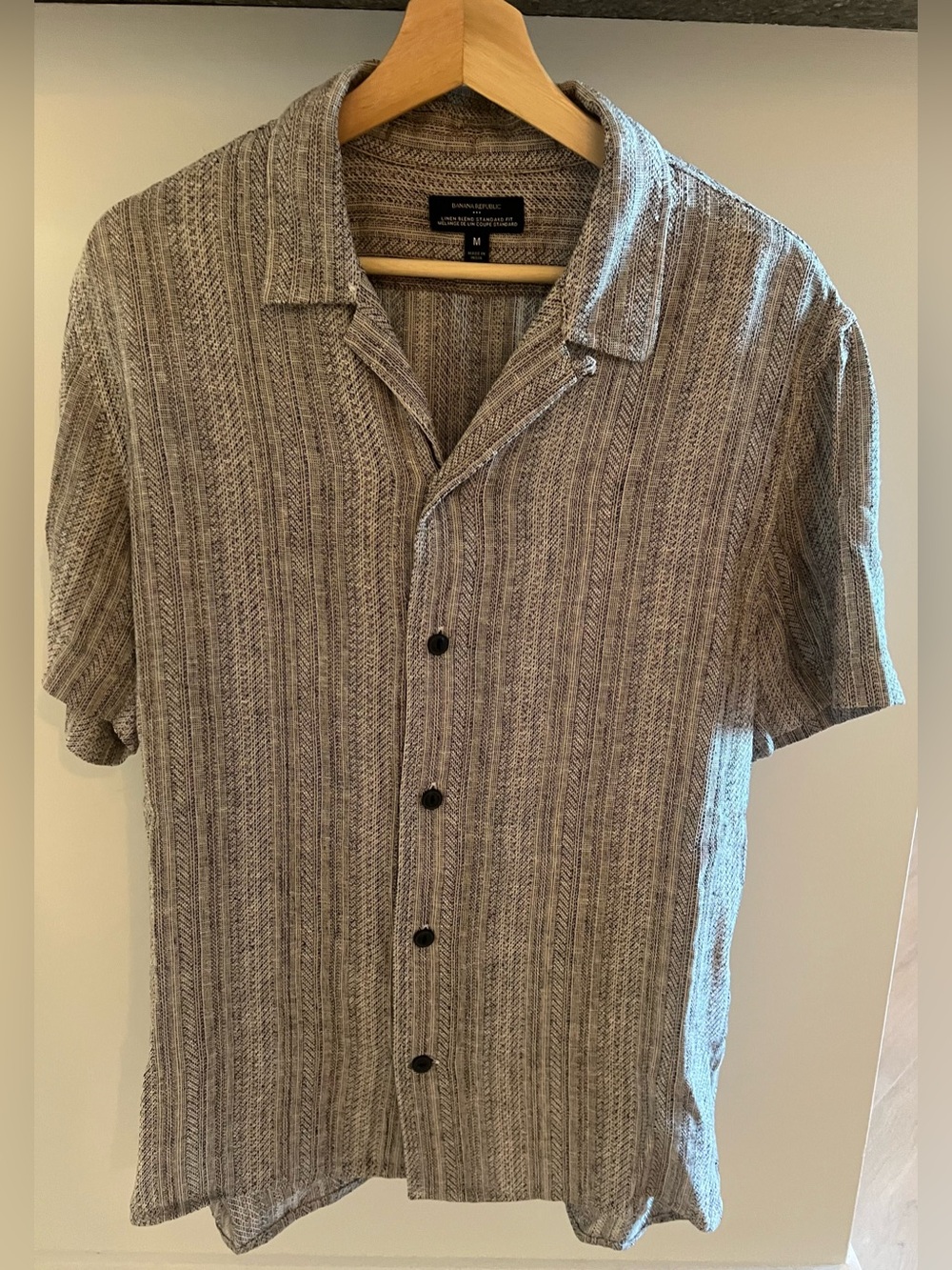 Banana Republic Short Sleeve Button Shirt - Gray Striped